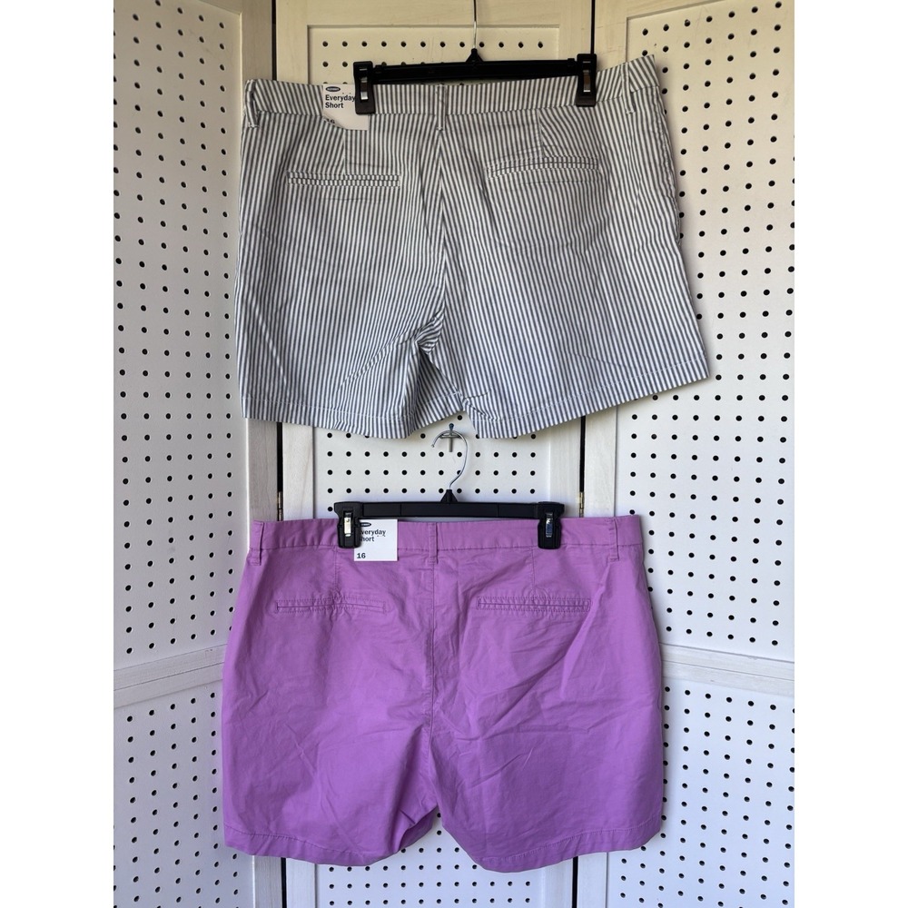 LOT/2 NWT Old Navy Everyday Chino Shorts 5" Women's 16 Twill Casual Comfort - Picture 4 of 8